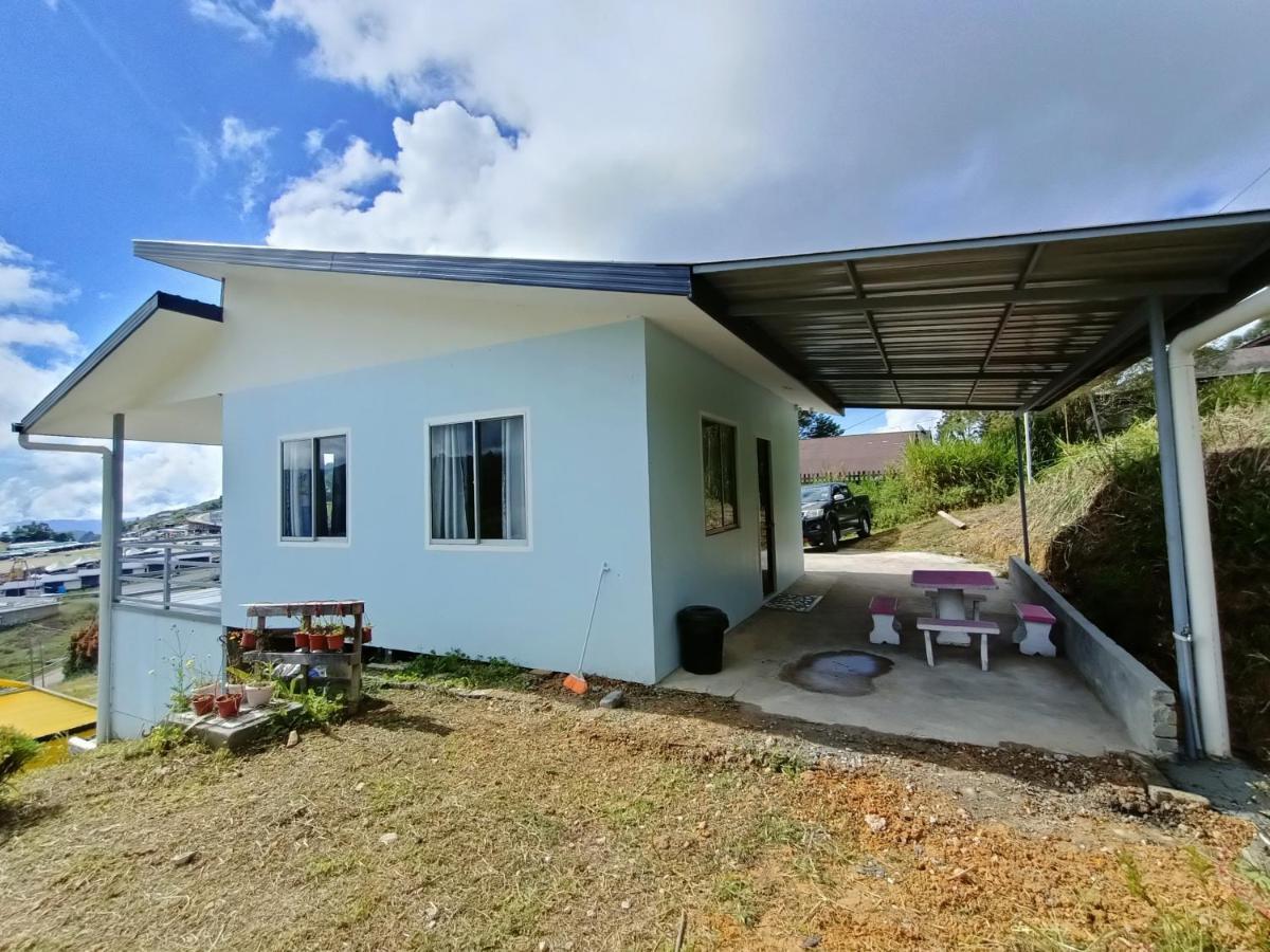 Kundasang Trail Homestay Bagian luar foto